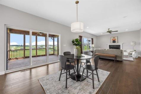 1300 E Tartan Drive North Liberty IA 52317