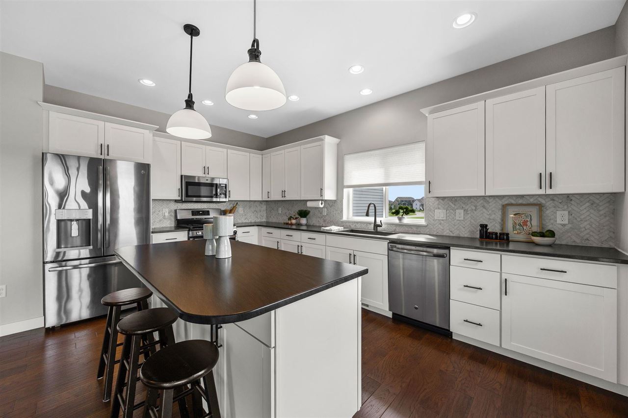 1300 E Tartan Drive North Liberty IA 52317