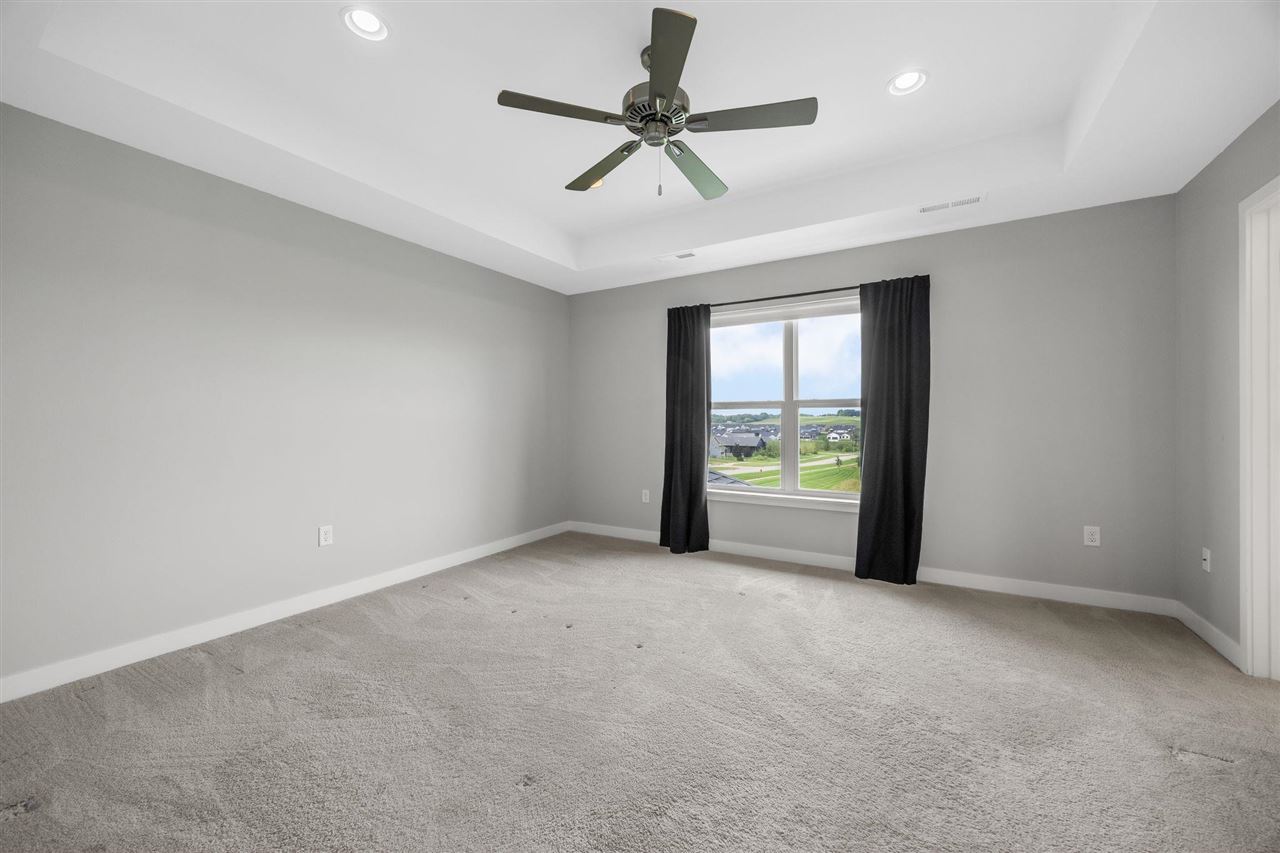 1300 E Tartan Drive North Liberty IA 52317