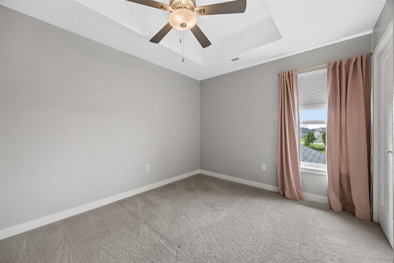 1300 E Tartan Drive North Liberty IA 52317