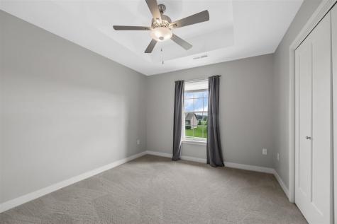 1300 E Tartan Drive North Liberty IA 52317