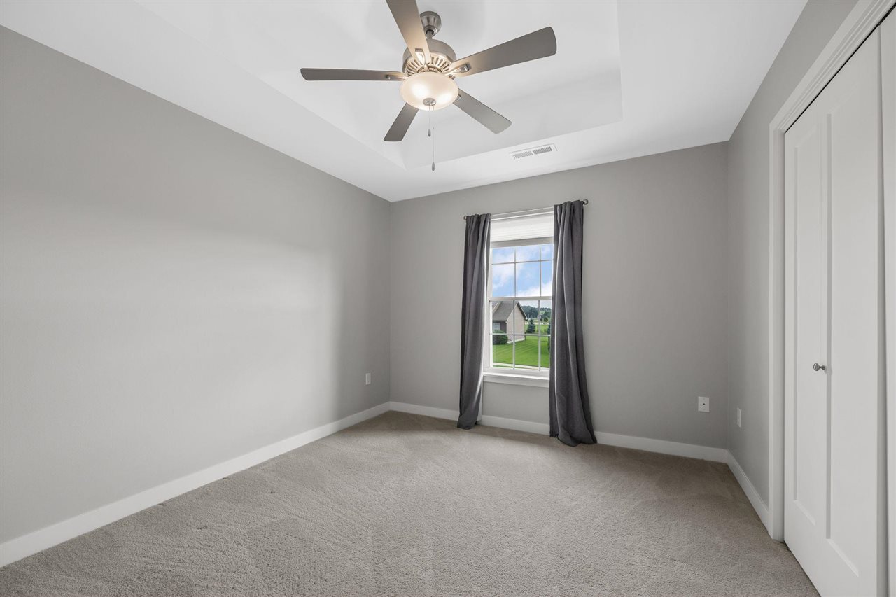 1300 E Tartan Drive North Liberty IA 52317