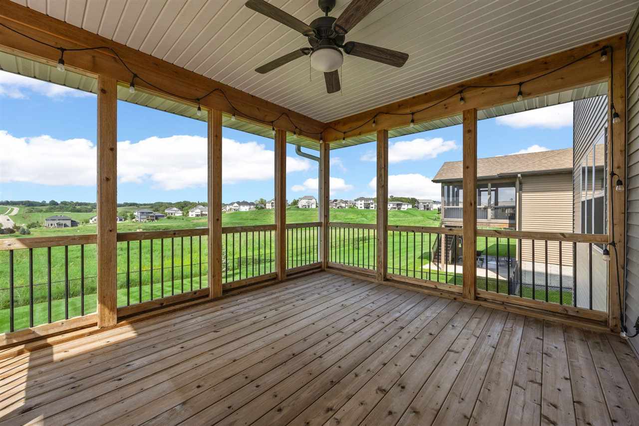 1300 E Tartan Drive North Liberty IA 52317