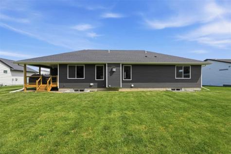 1435 Franklin Street North Liberty IA 52317