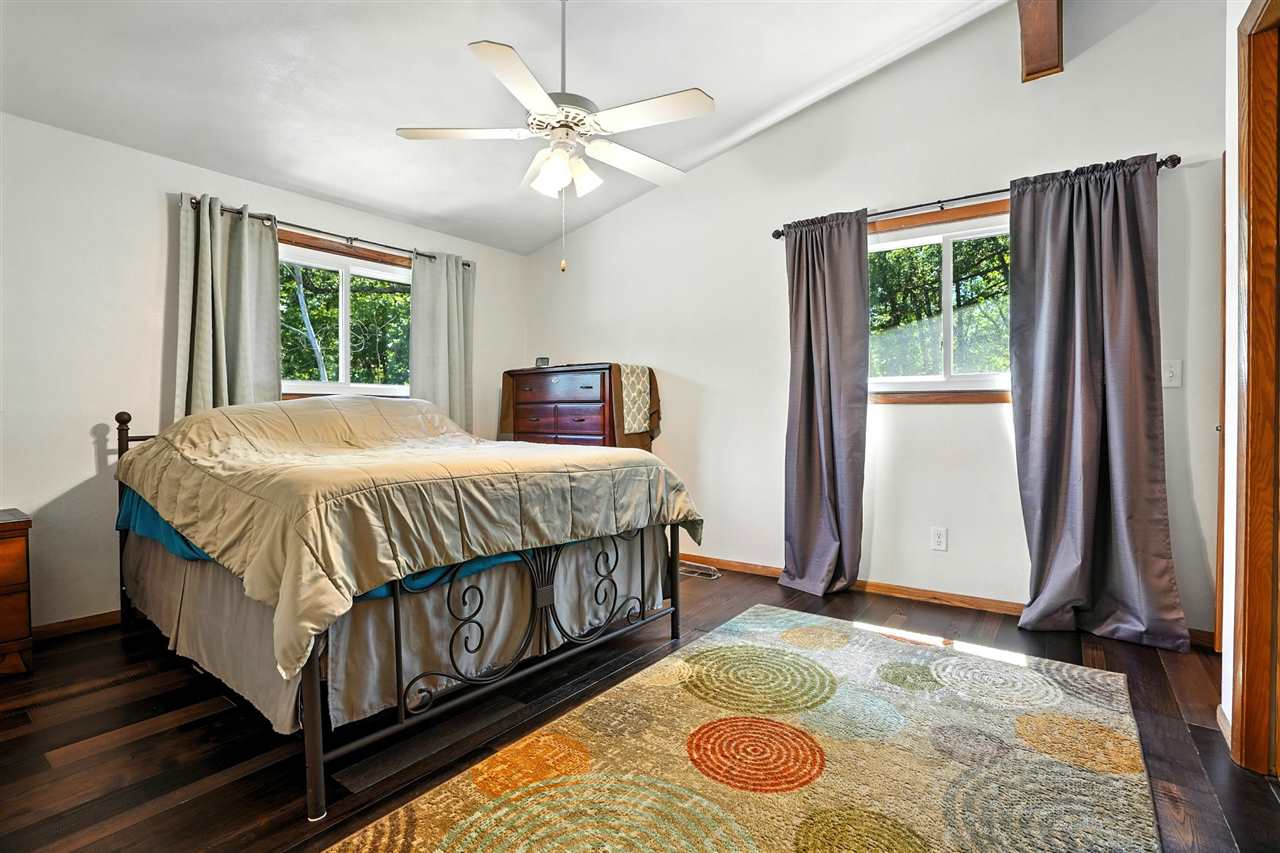 1175 Oakview Drive Columbus Junction IA 52738