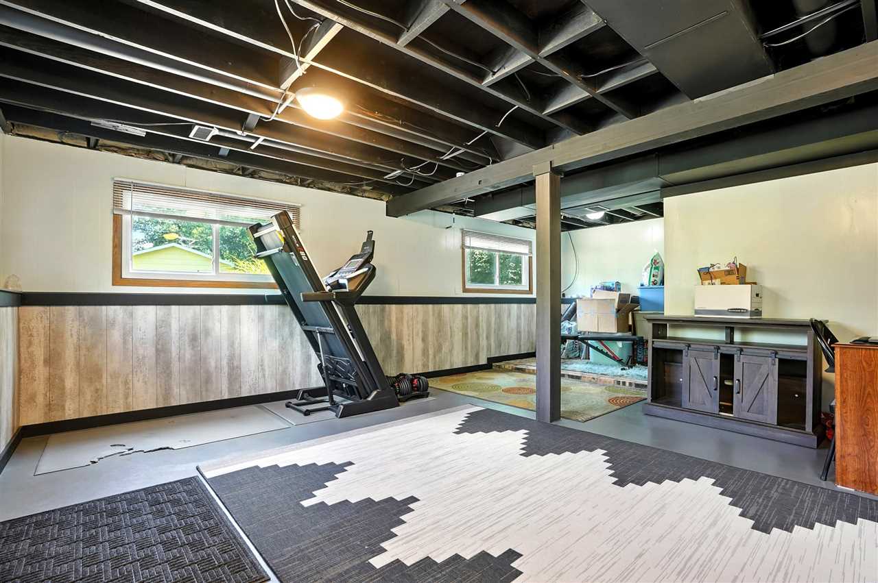 1175 Oakview Drive Columbus Junction IA 52738