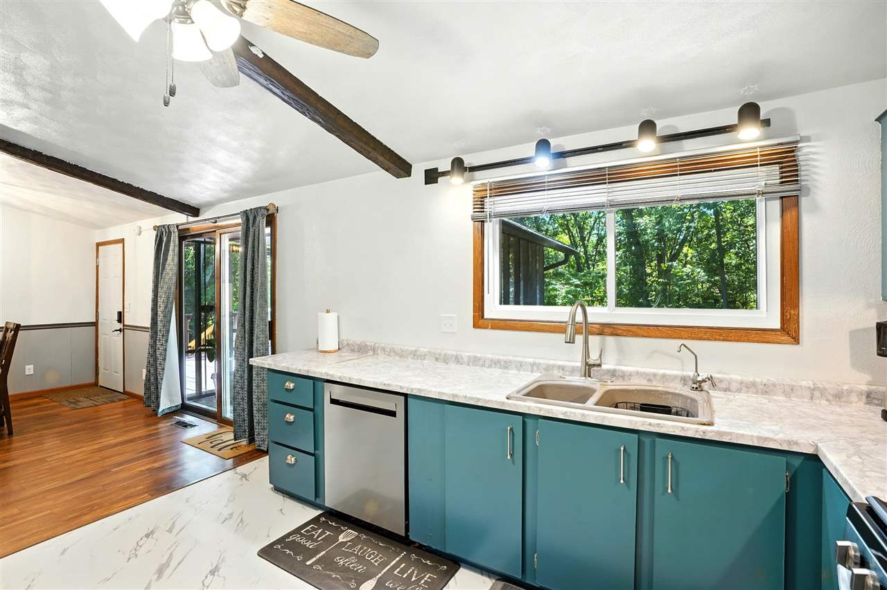 1175 Oakview Drive Columbus Junction IA 52738