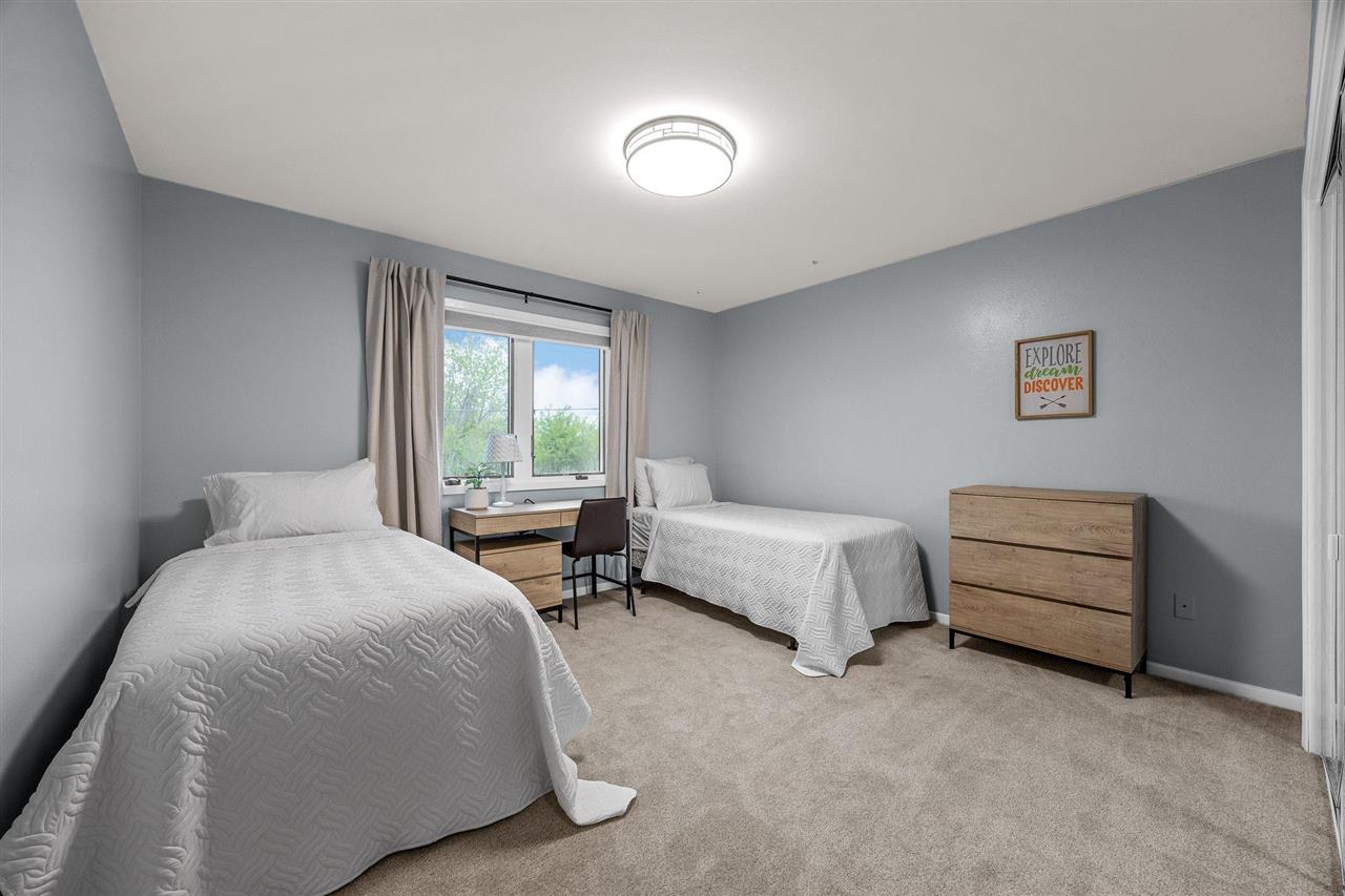 541 Amhurst Iowa City IA 52245