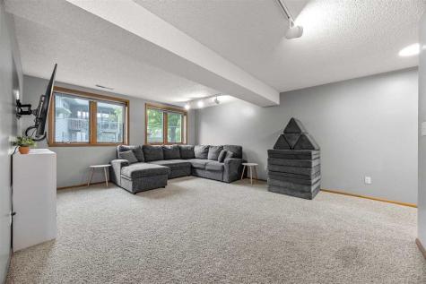 541 Amhurst Iowa City IA 52245