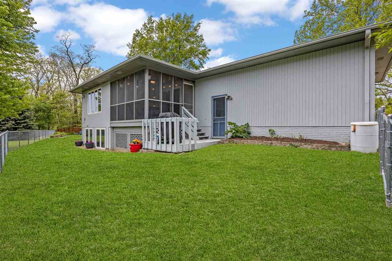 541 Amhurst Iowa City IA 52245