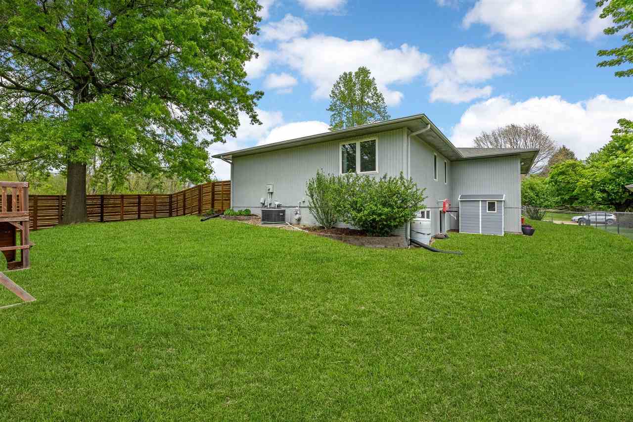 541 Amhurst Iowa City IA 52245
