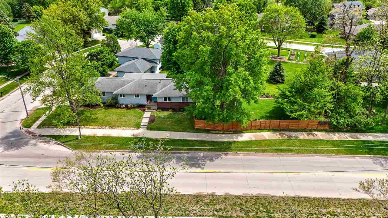 541 Amhurst Iowa City IA 52245