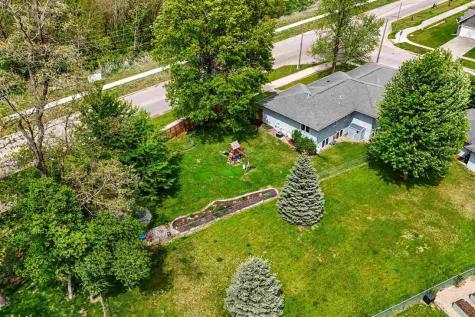 541 Amhurst Iowa City IA 52245