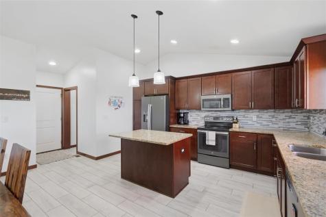 1246 Eagle Drive West Liberty IA 52776