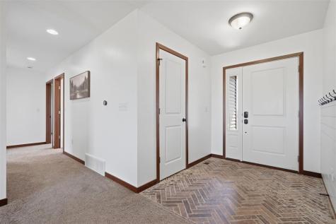 1246 Eagle Drive West Liberty IA 52776