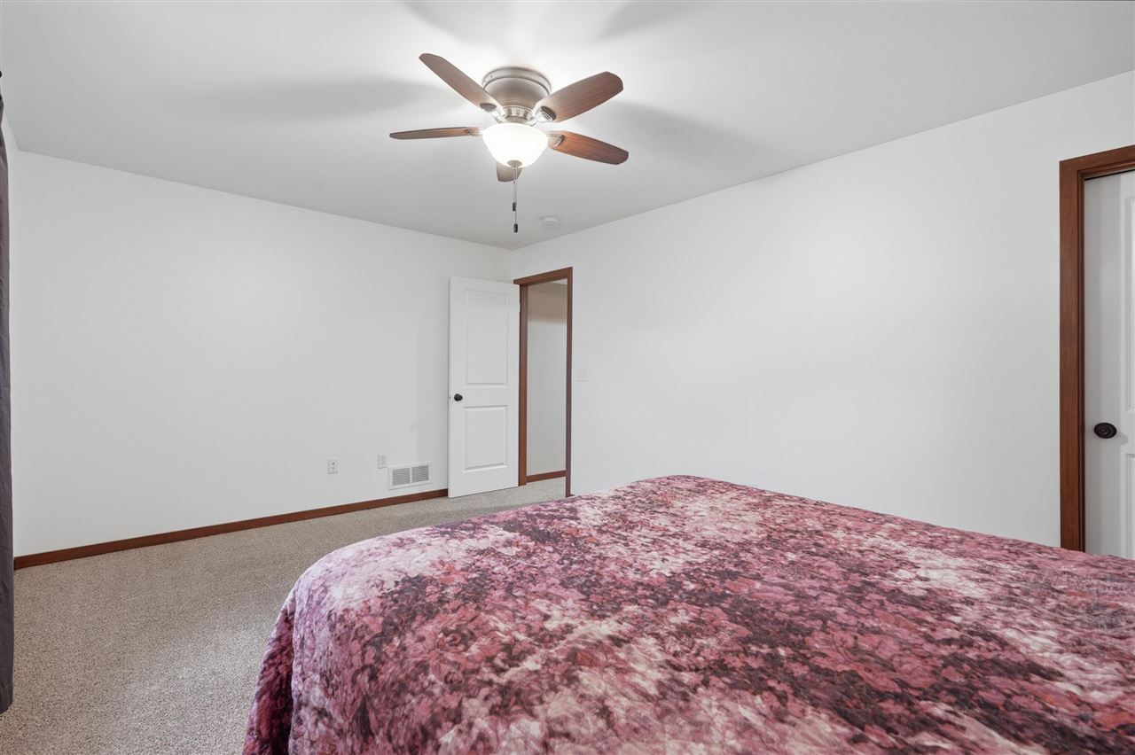 1246 Eagle Drive West Liberty IA 52776