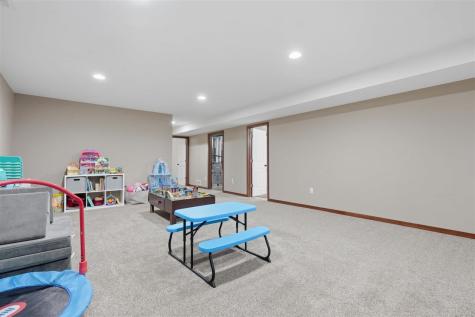 1246 Eagle Drive West Liberty IA 52776