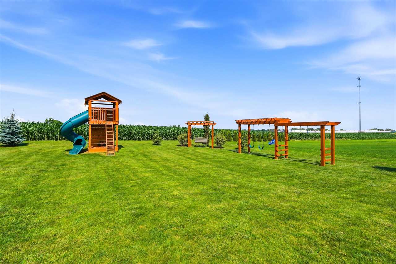 1246 Eagle Drive West Liberty IA 52776