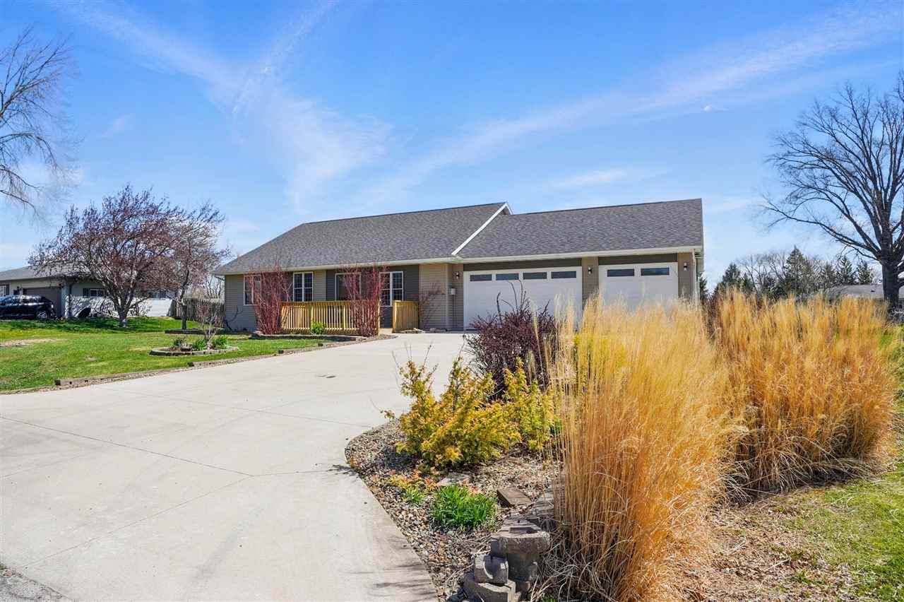 808 40th Avenue Amana IA 52203