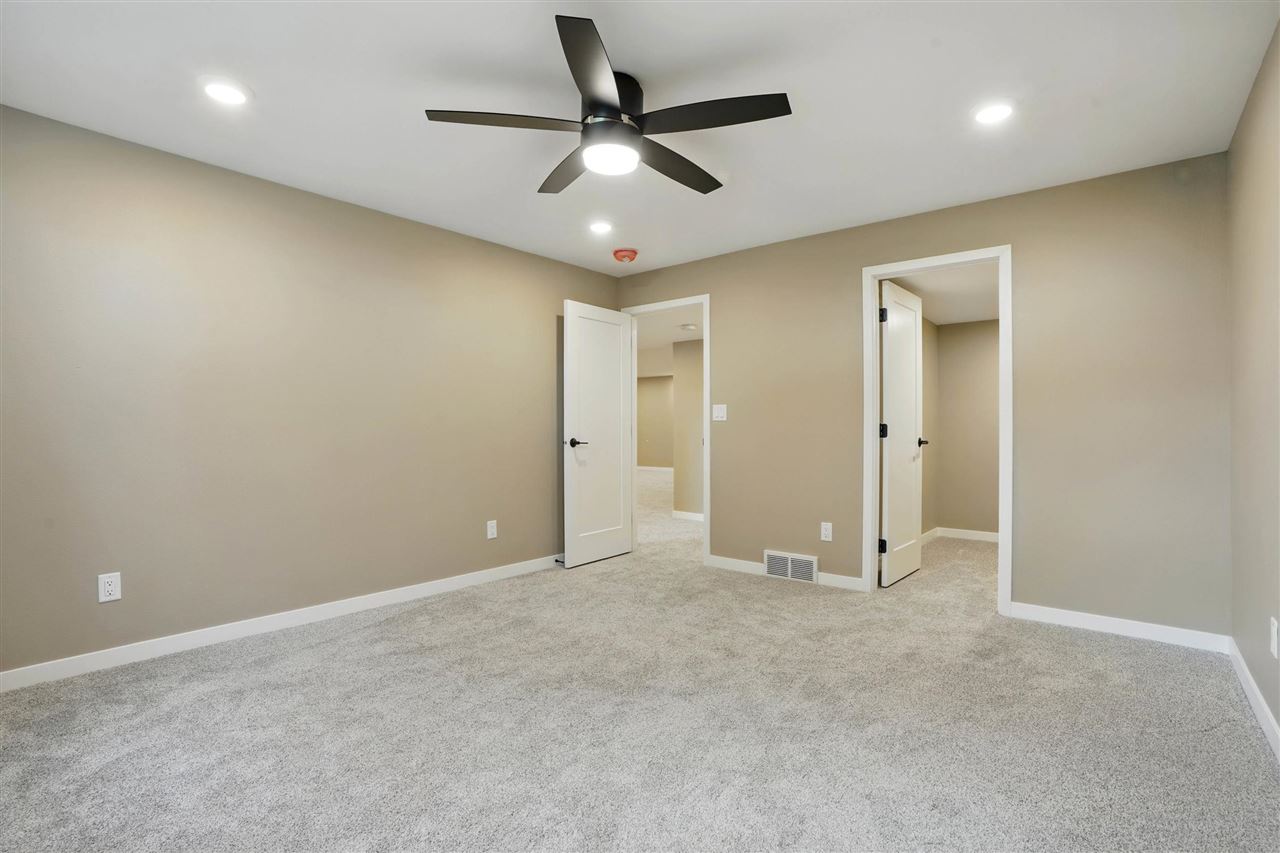 808 40th Avenue Amana IA 52203