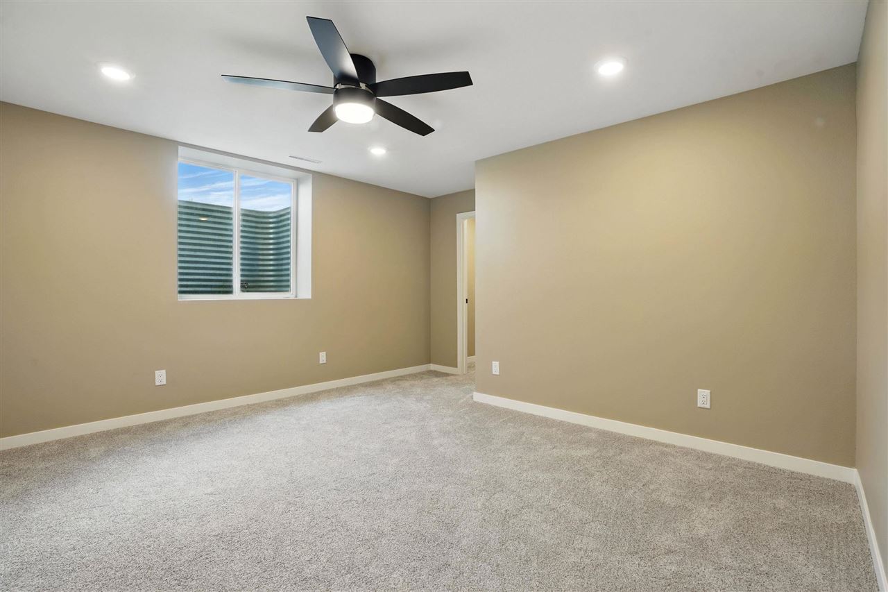 808 40th Avenue Amana IA 52203