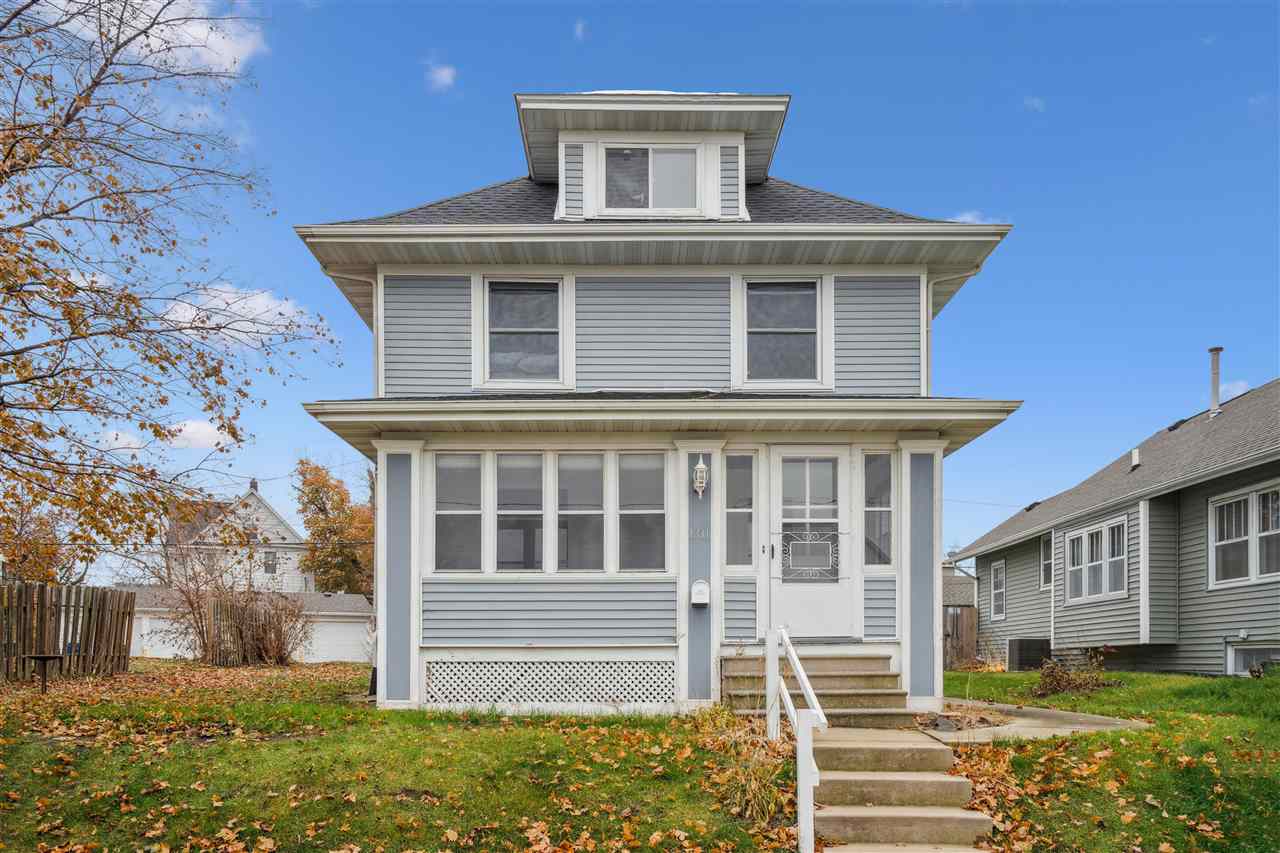 1311 Burch Avenue NW Cedar Rapids IA 52405