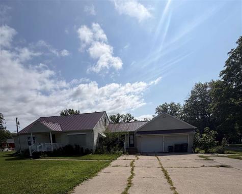 206 Flat Iron Drive Columbus Junction IA 52738