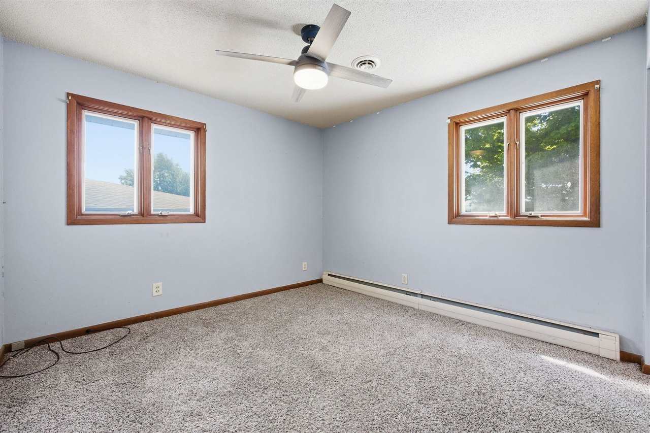 2765 1st Avenue Marion IA 52402
