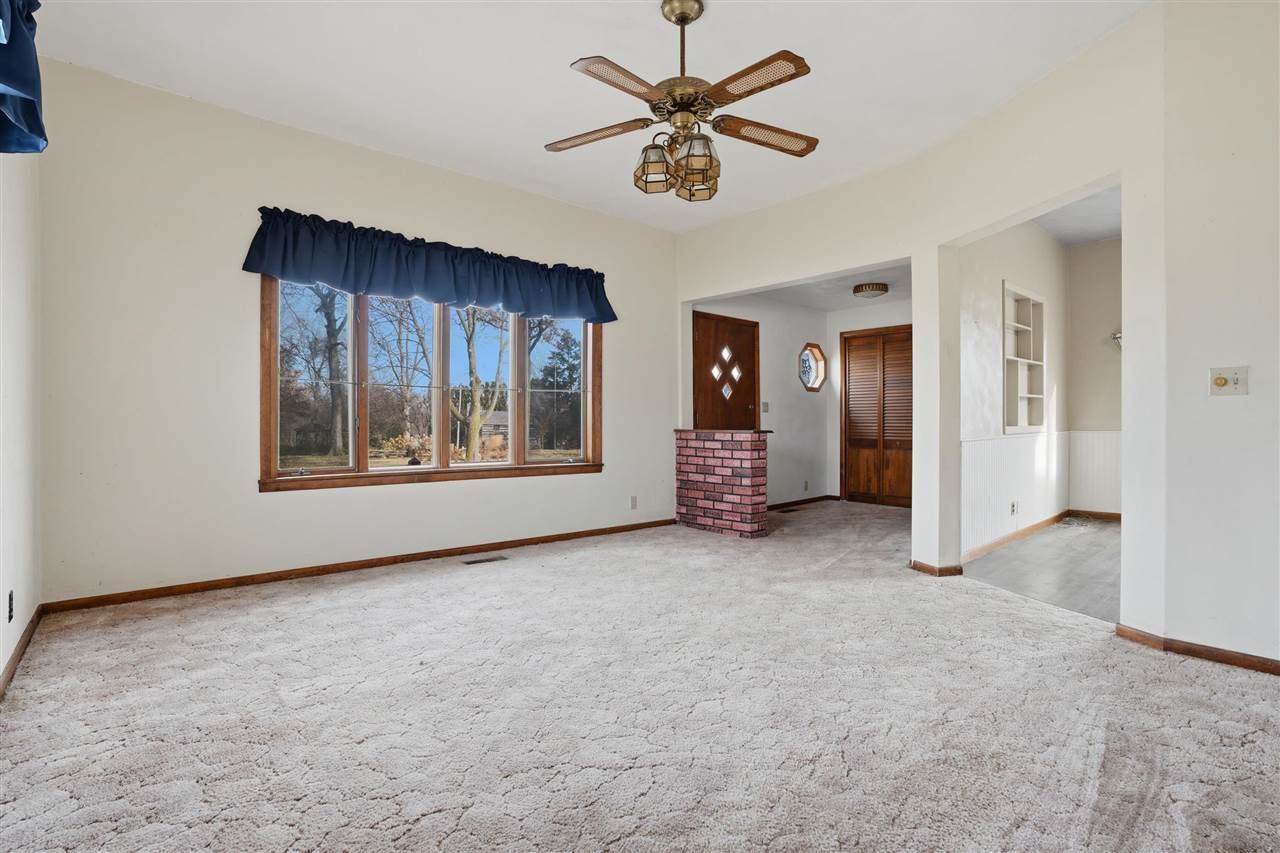 827 W Madison Washington IA 52353