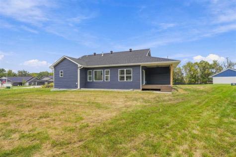 1415 Legend Drive Tiffin IA 52340