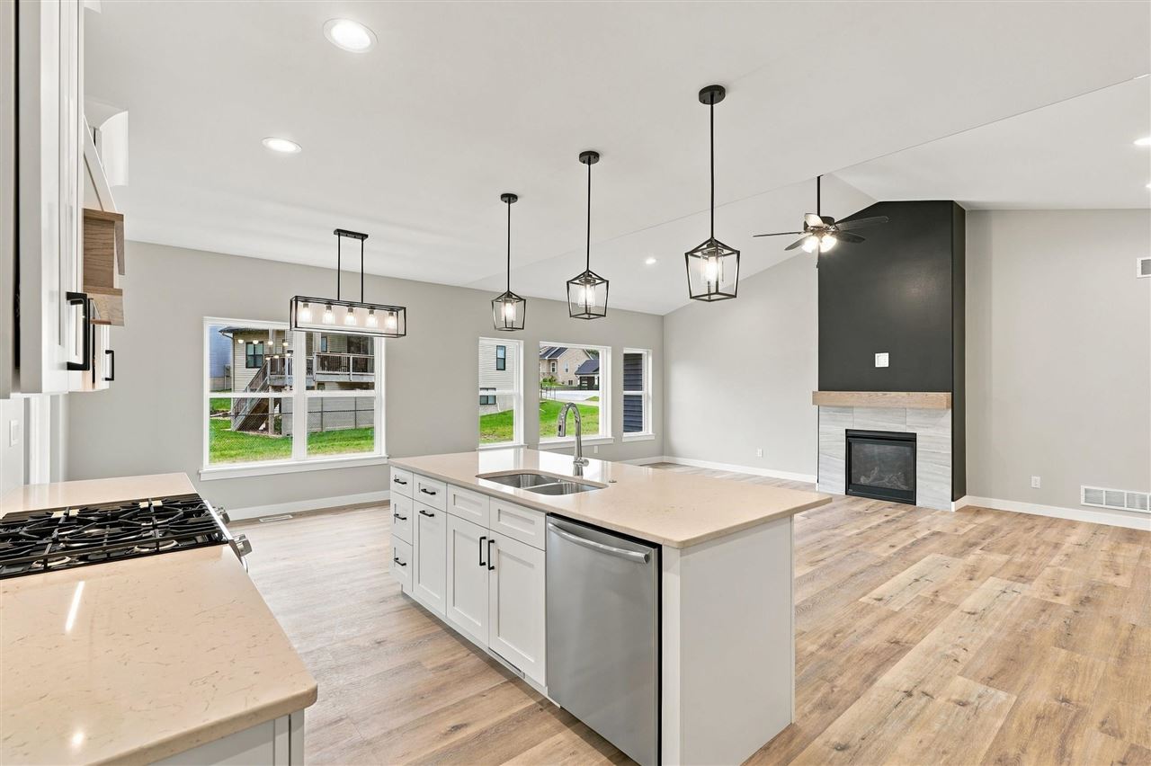 1415 Legend Drive Tiffin IA 52340