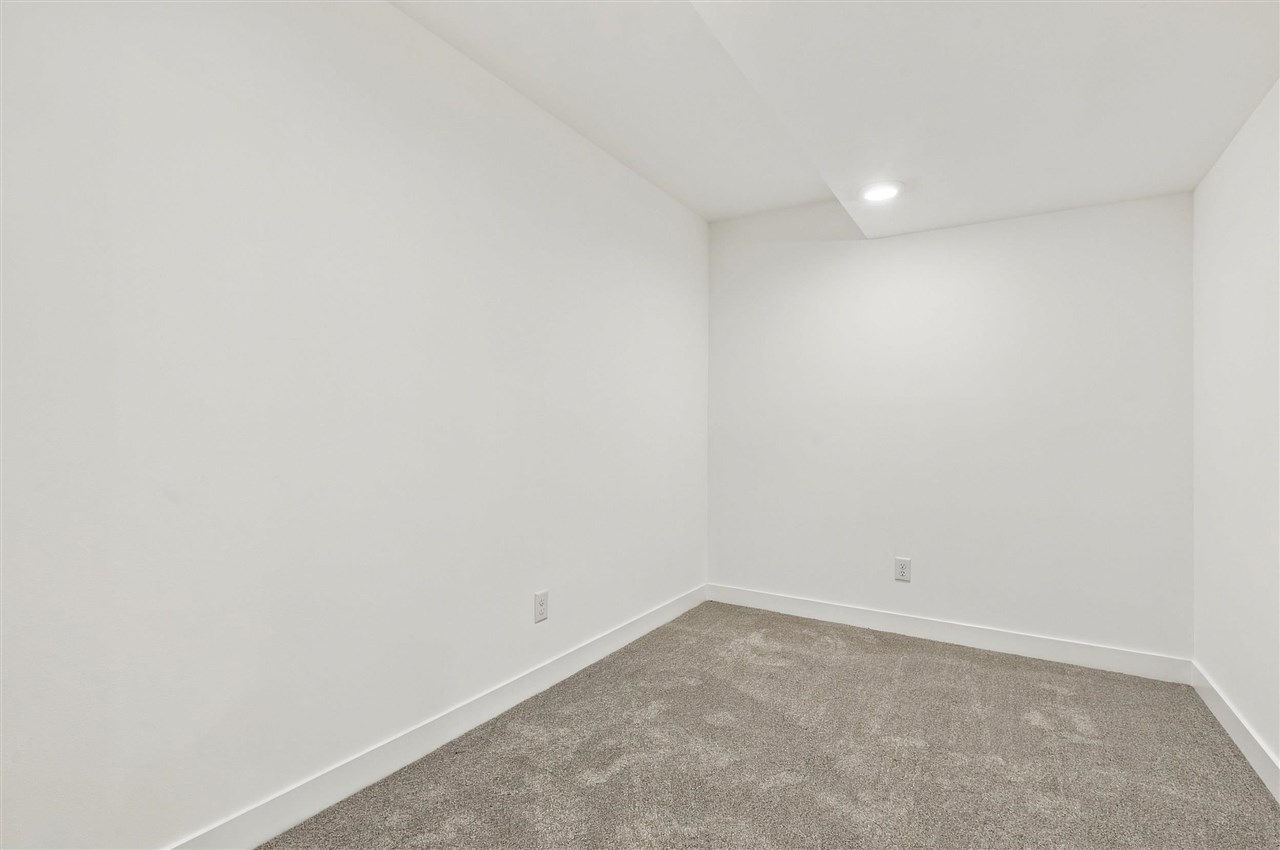 1415 Legend Drive Tiffin IA 52340