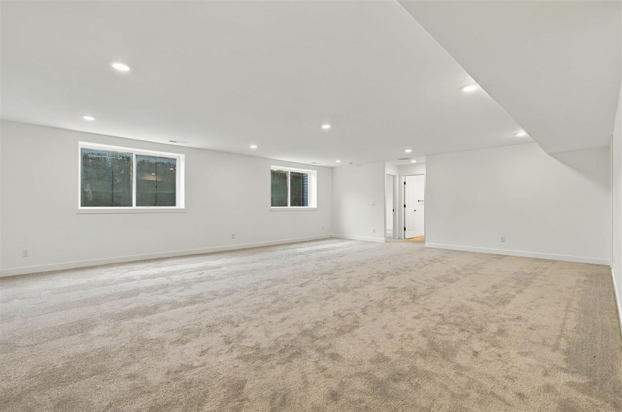 1415 Legend Drive Tiffin IA 52340