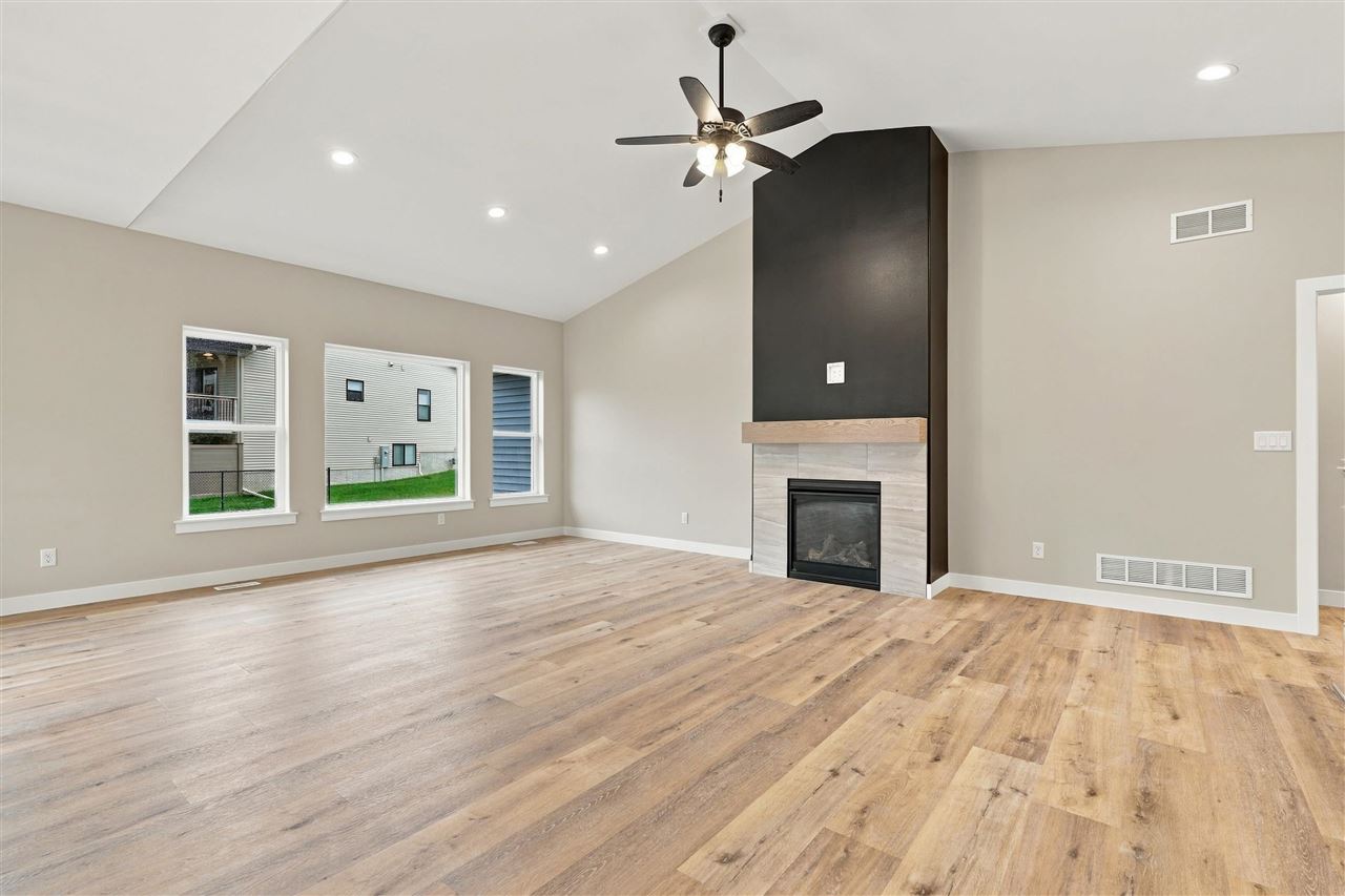1415 Legend Drive Tiffin IA 52340