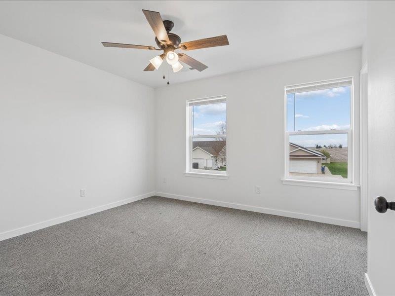 913 S 12th Avenue Washington IA 52353