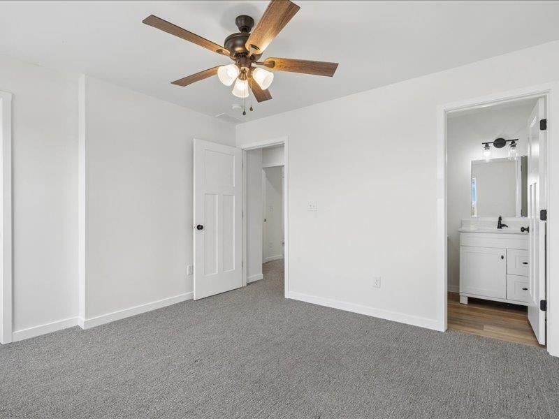913 S 12th Avenue Washington IA 52353