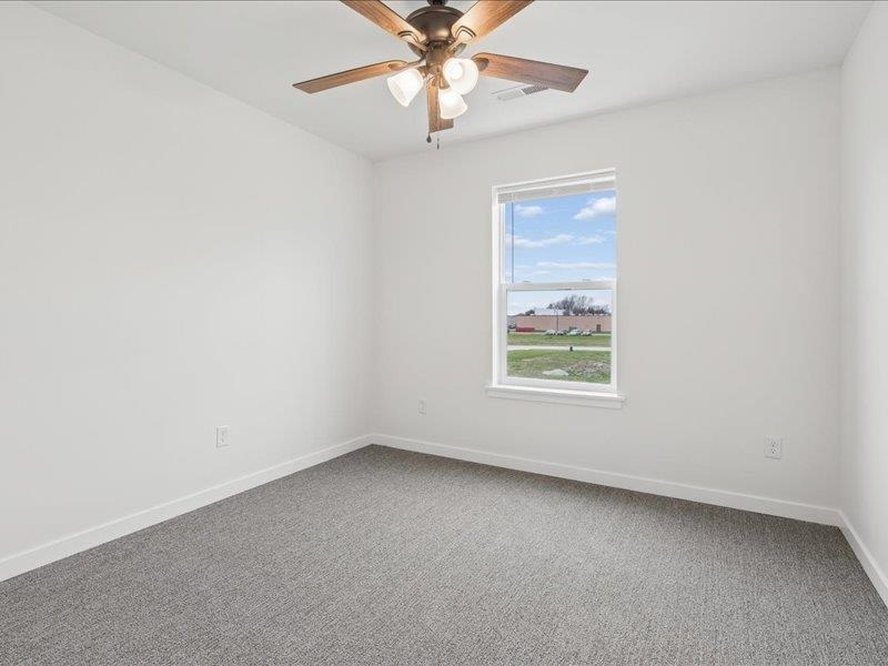 913 S 12th Avenue Washington IA 52353