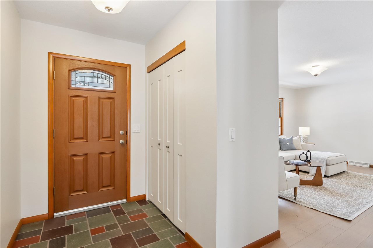 205 Dartmouth Street Iowa City IA 52245