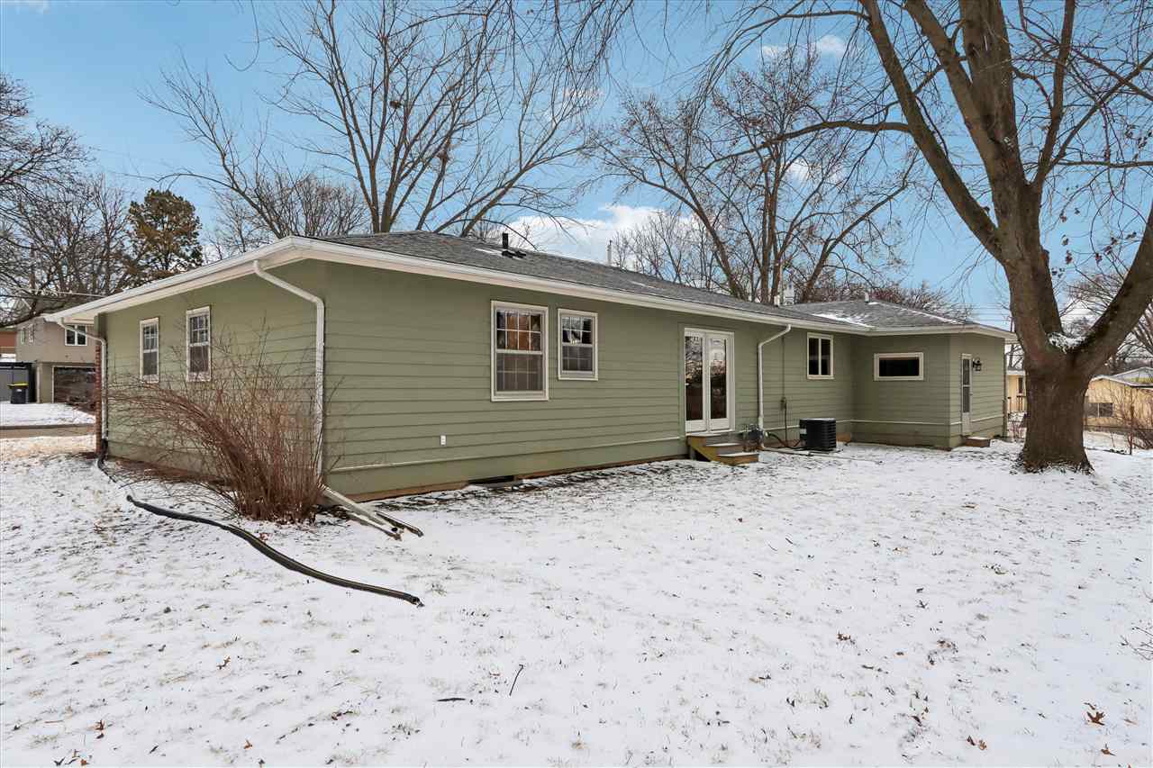 205 Dartmouth Street Iowa City IA 52245