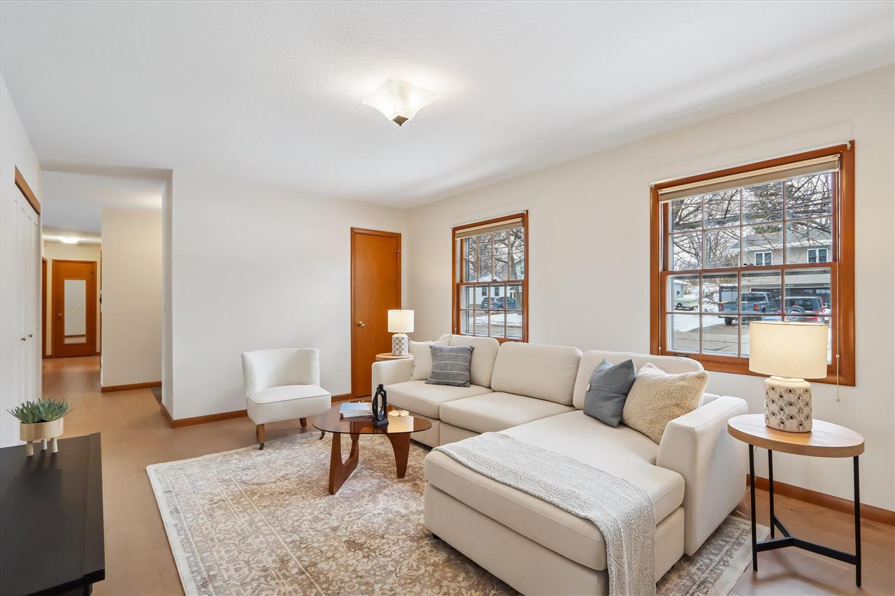 205 Dartmouth Street Iowa City IA 52245