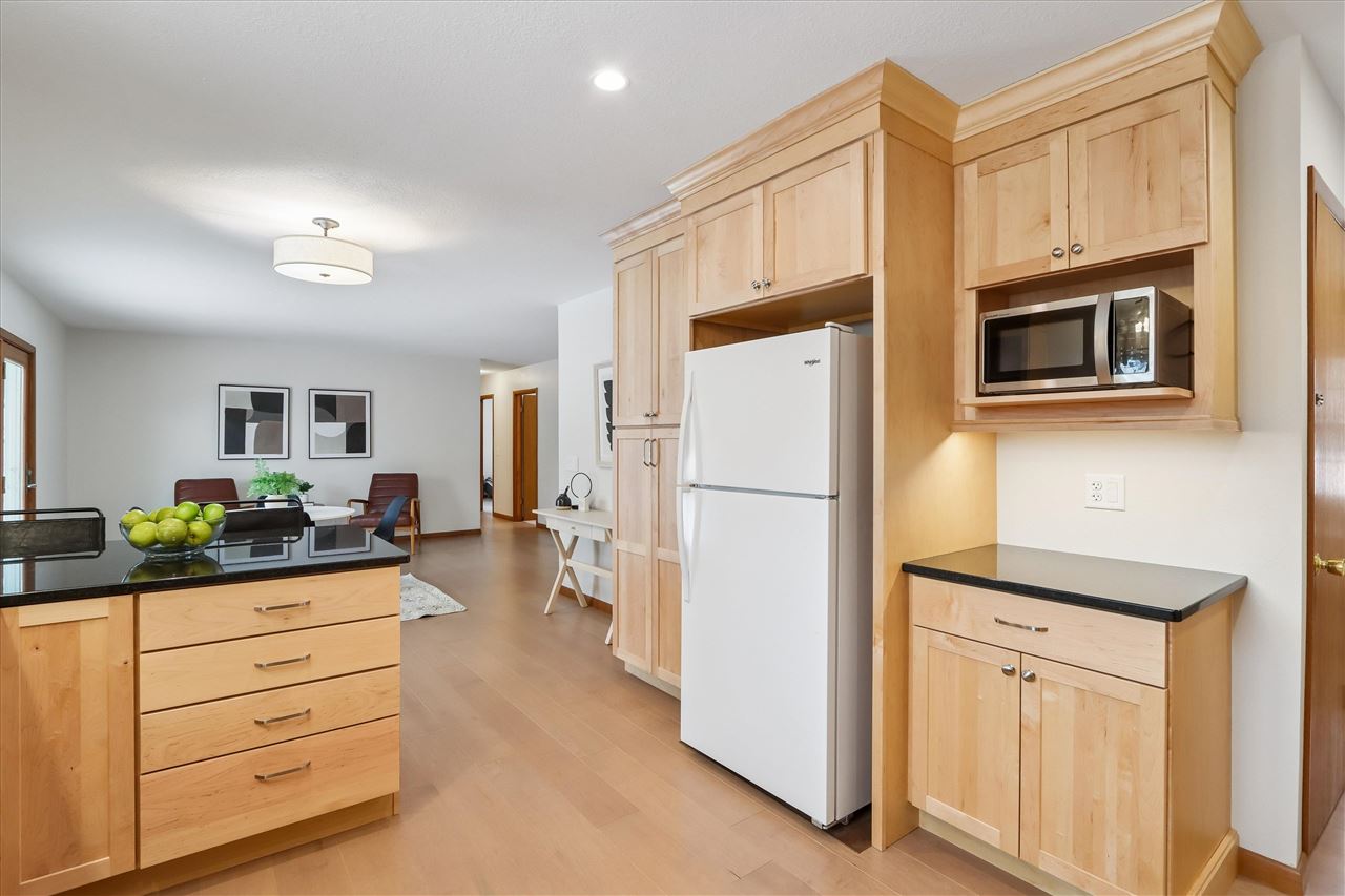 205 Dartmouth Street Iowa City IA 52245