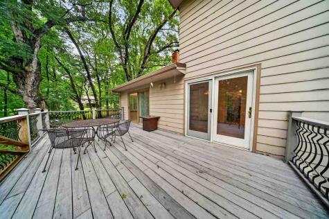 6 NE West View Acres Iowa City IA 52240