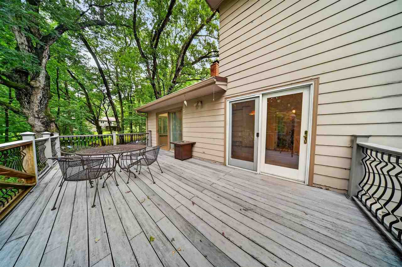 6 NE West View Acres Iowa City IA 52240