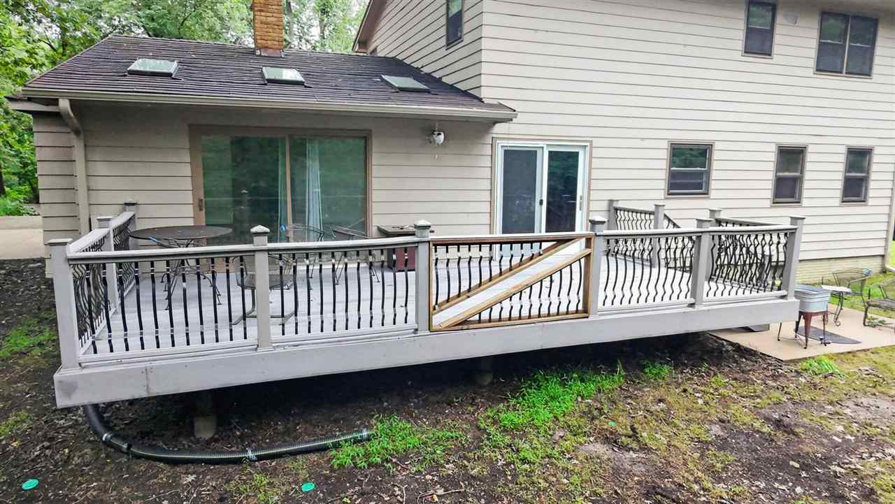 6 NE West View Acres Iowa City IA 52240