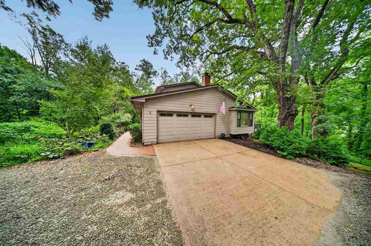 6 NE West View Acres Iowa City IA 52240