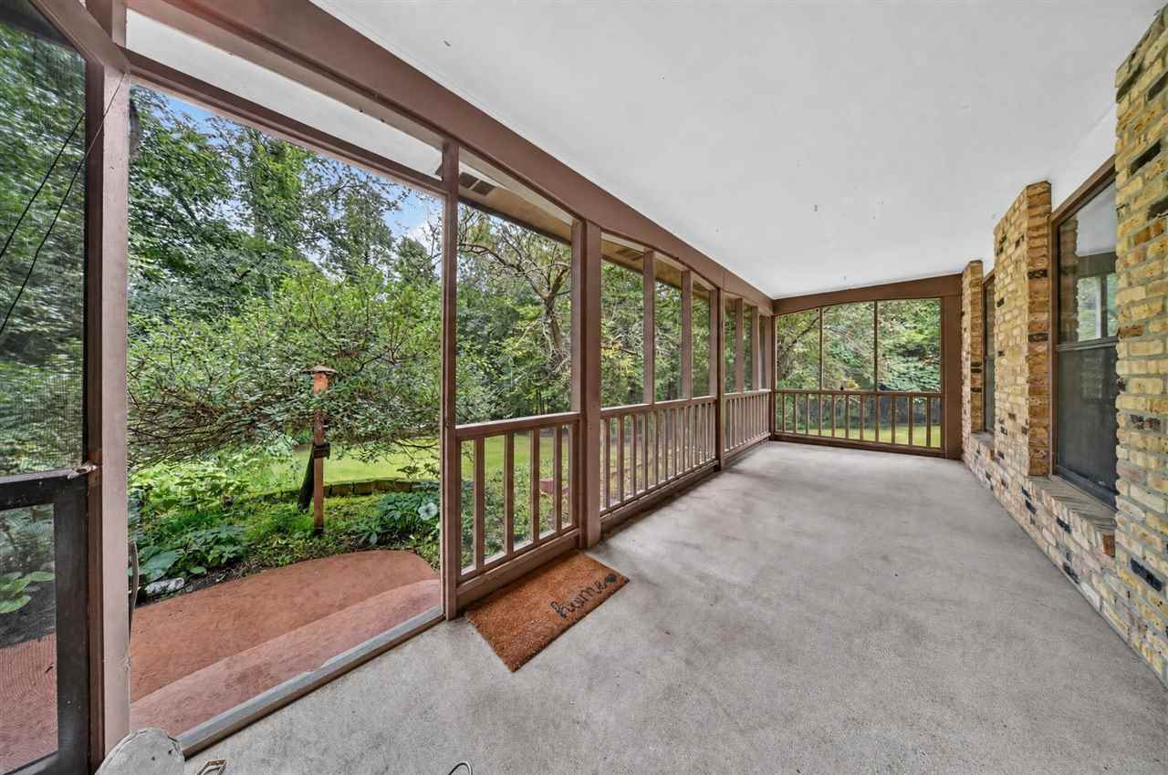 6 NE West View Acres Iowa City IA 52240