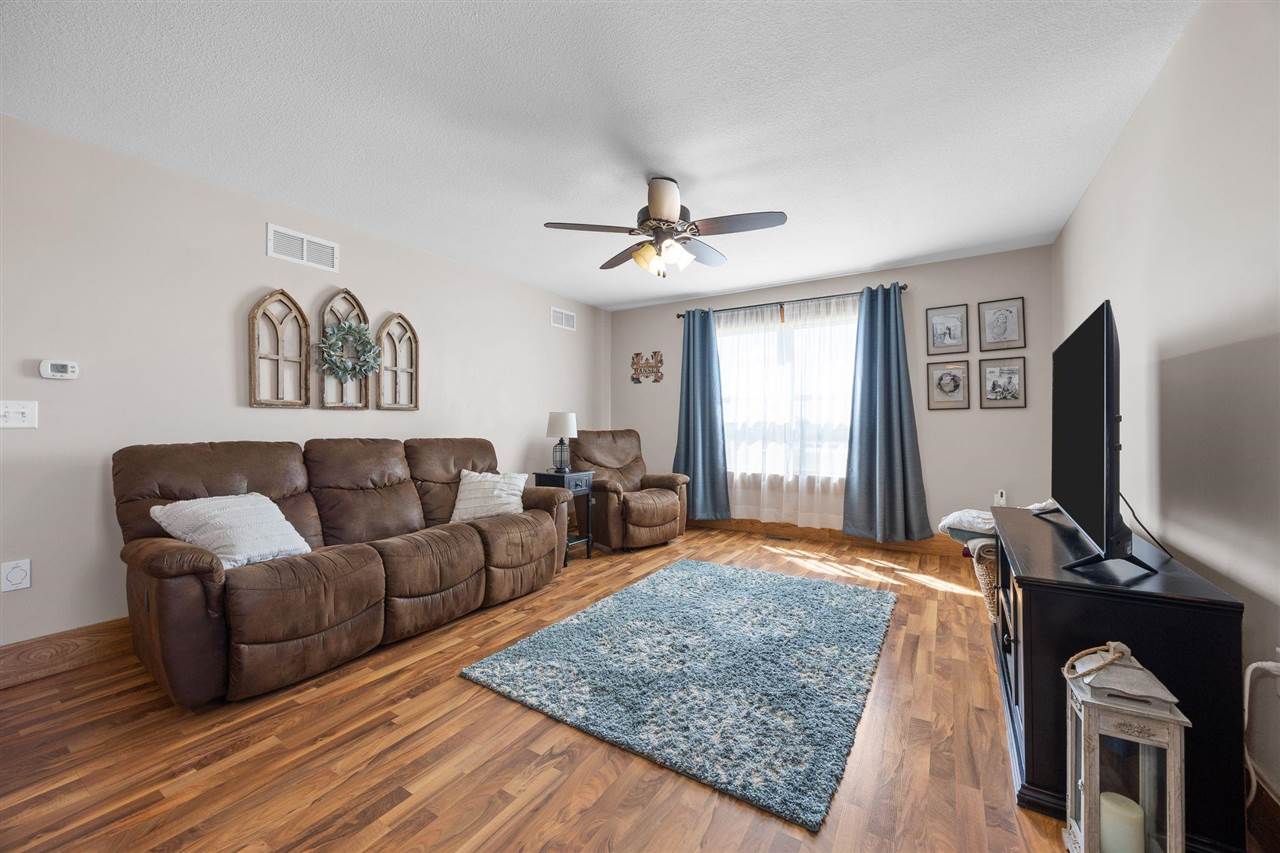 211 Summit Drive Tipton IA 52772
