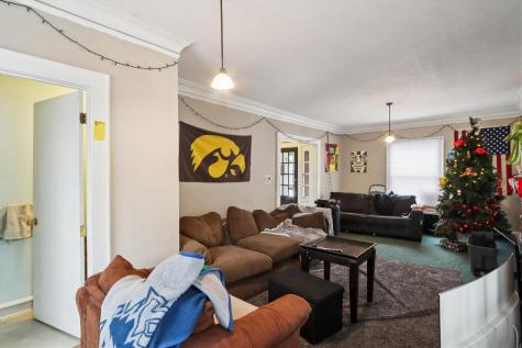 728 Bowery Street Iowa City IA 52240