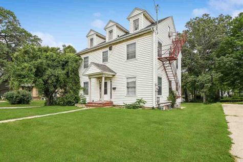 728 Bowery Street Iowa City IA 52240