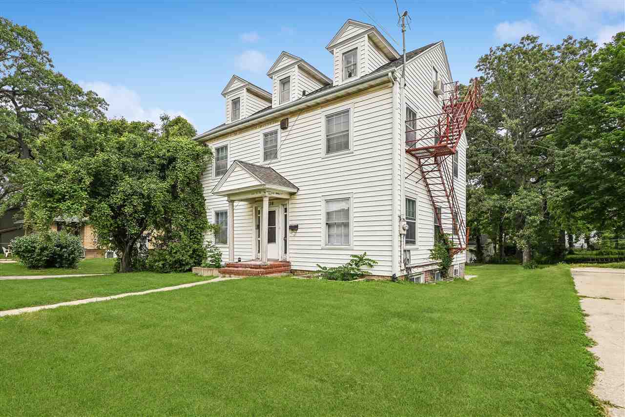 728 Bowery Street Iowa City IA 52240